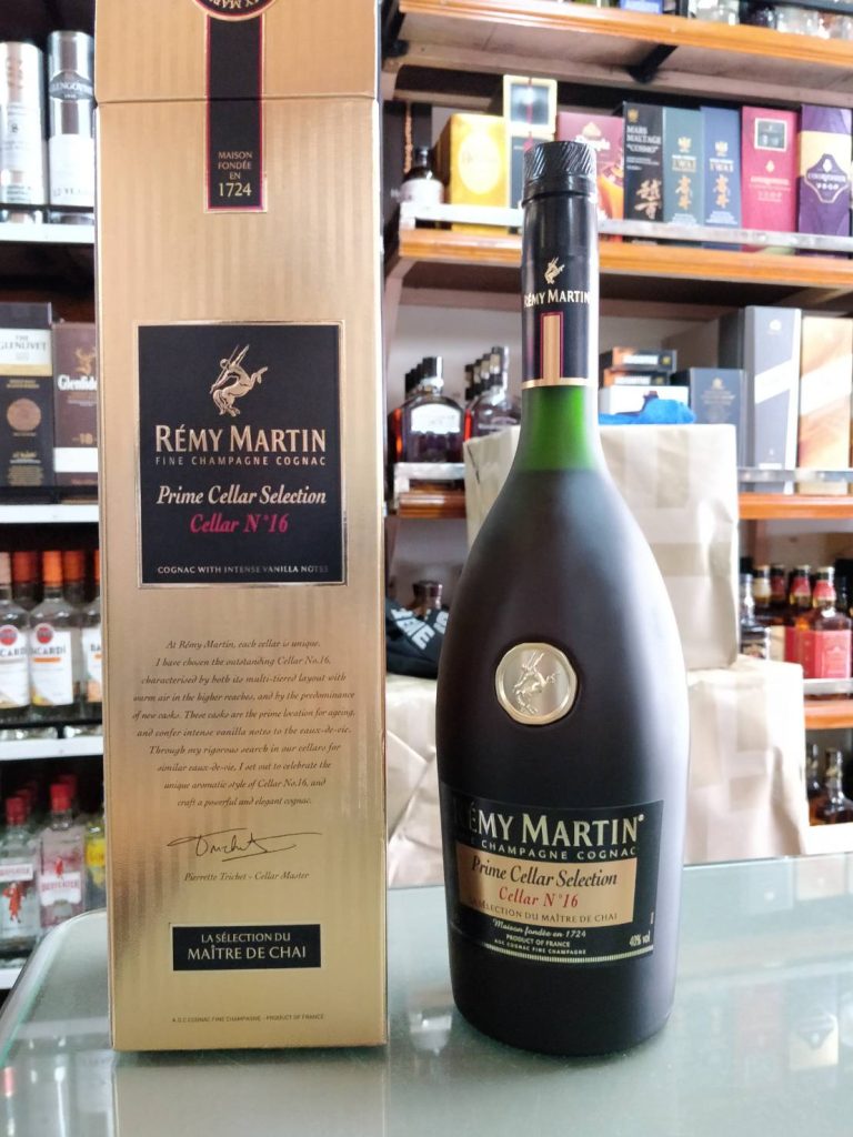 Remy Cellar Selection 1L 40%